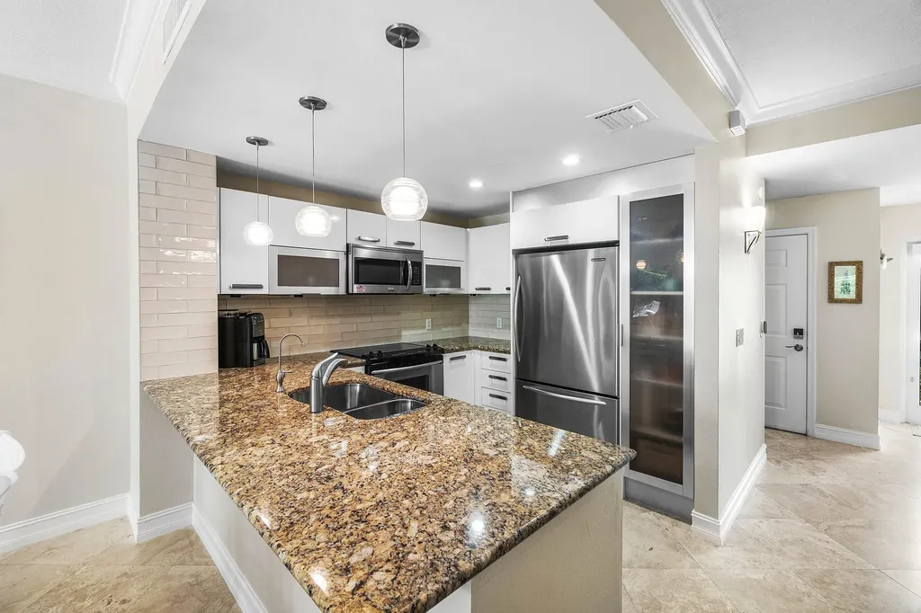 3604 S Ocean Boulevard Highland Beach FL 33487