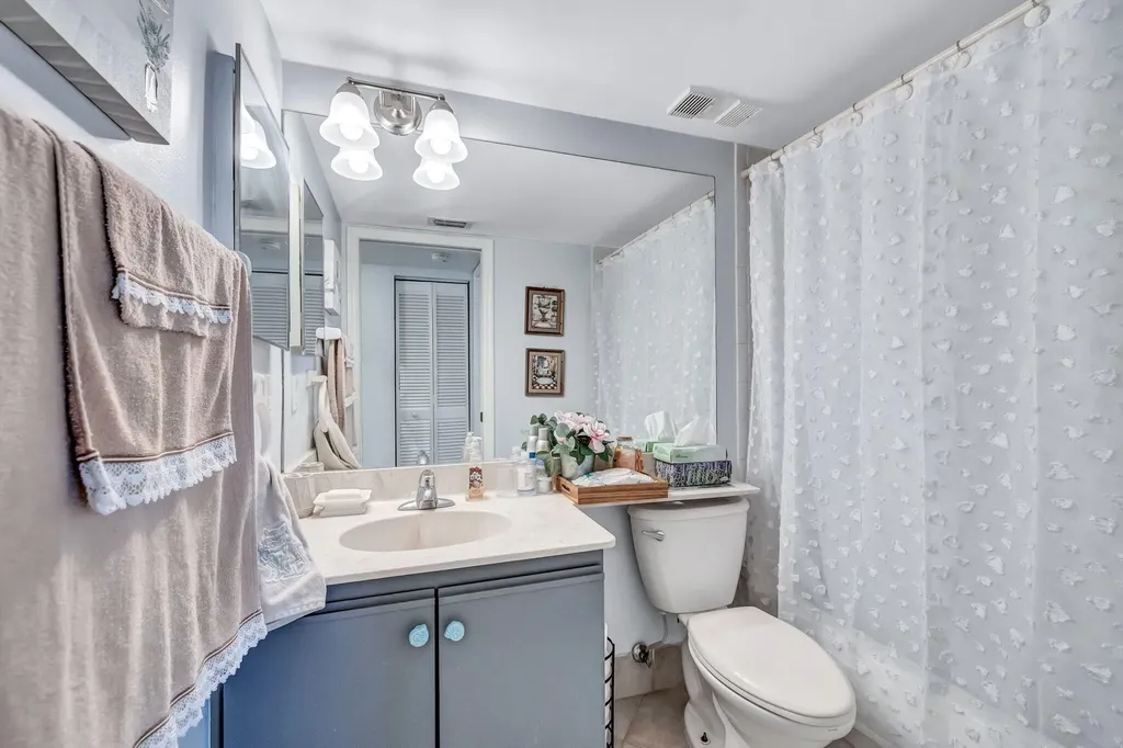 305 Congressional Way Deerfield Beach FL 33442