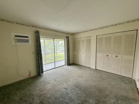 32 Kingswood B West Palm Beach FL 33417