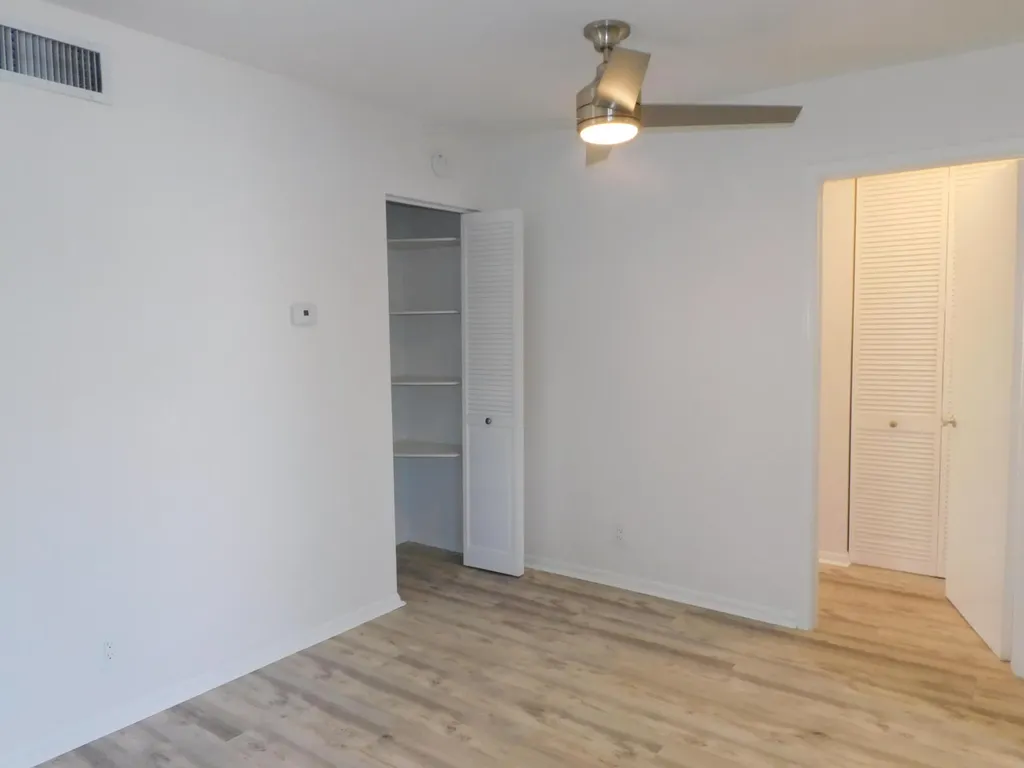 640 SE 2nd Avenue Boynton Beach FL 33435