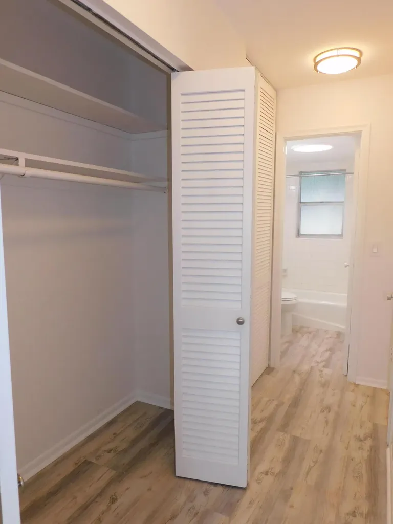 640 SE 2nd Avenue Boynton Beach FL 33435