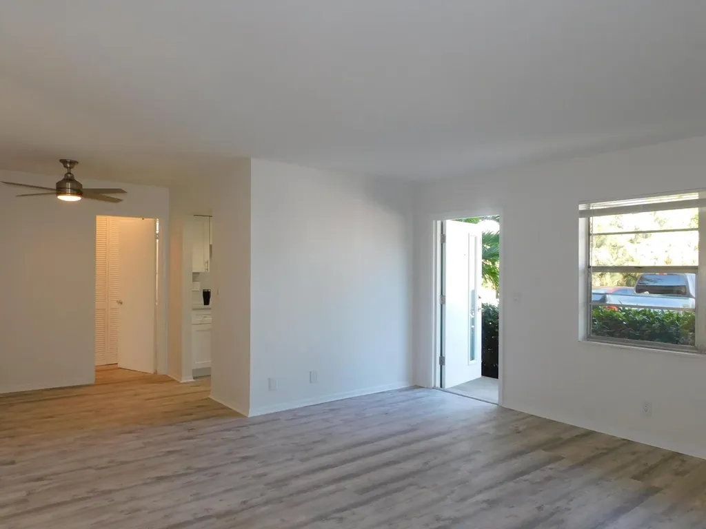 640 SE 2nd Avenue Boynton Beach FL 33435