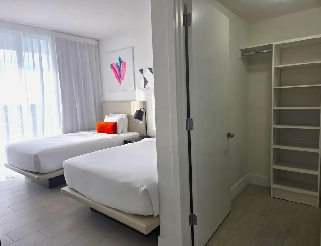 4010 S Ocean Drive Hollywood FL 33019