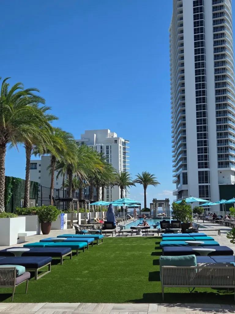 4010 S Ocean Drive Hollywood FL 33019