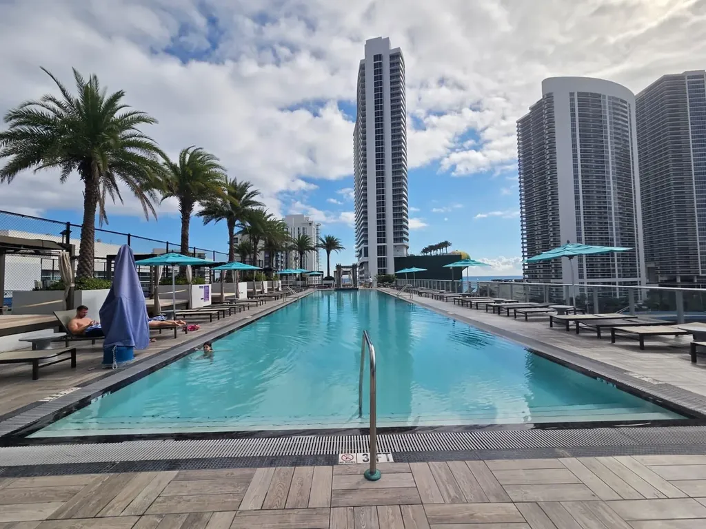 4010 S Ocean Drive Hollywood FL 33019