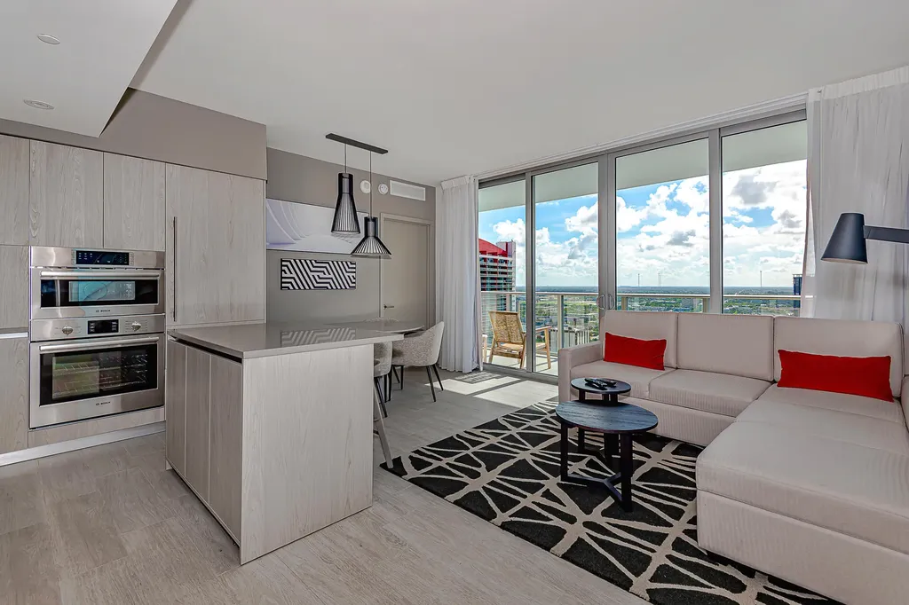 4010 S Ocean Drive Hollywood FL 33019