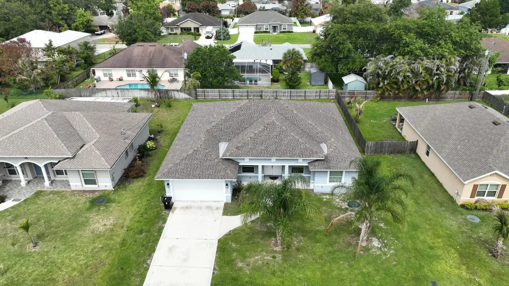 134 NW Heather Street Port St Lucie FL 34983