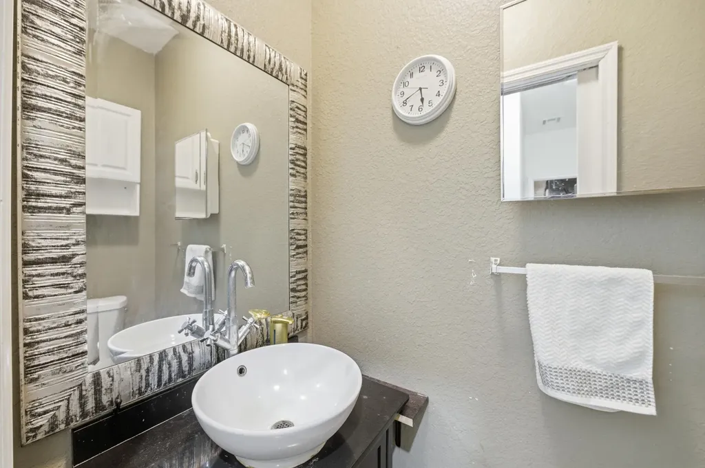 11823 N 67th Place Place N The Acreage FL 33412