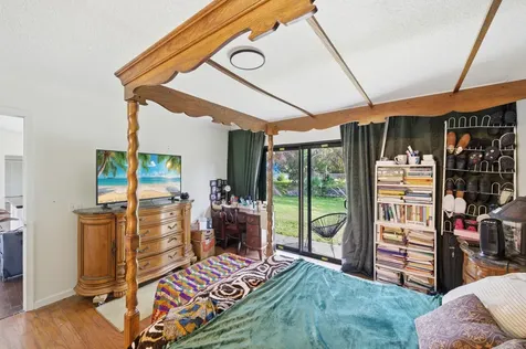11823 N 67th Place Place N The Acreage FL 33412