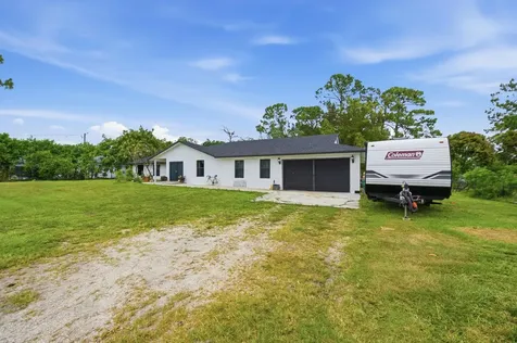 11823 N 67th Place Place N The Acreage FL 33412