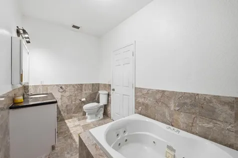 11823 N 67th Place Place N The Acreage FL 33412