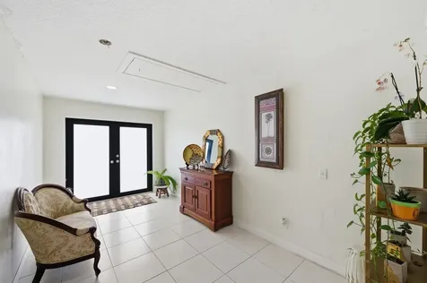 11823 N 67th Place Place N The Acreage FL 33412