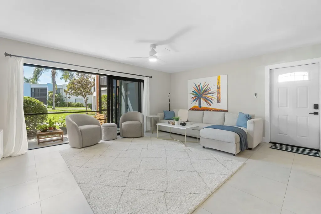 516 Osprey Drive Delray Beach FL 33444