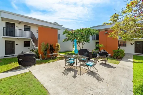 516 Osprey Drive Delray Beach FL 33444