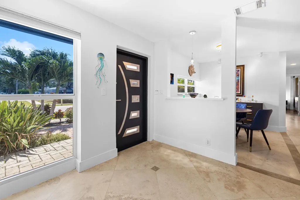 5041 NE 24th Avenue Lighthouse Point FL 33064