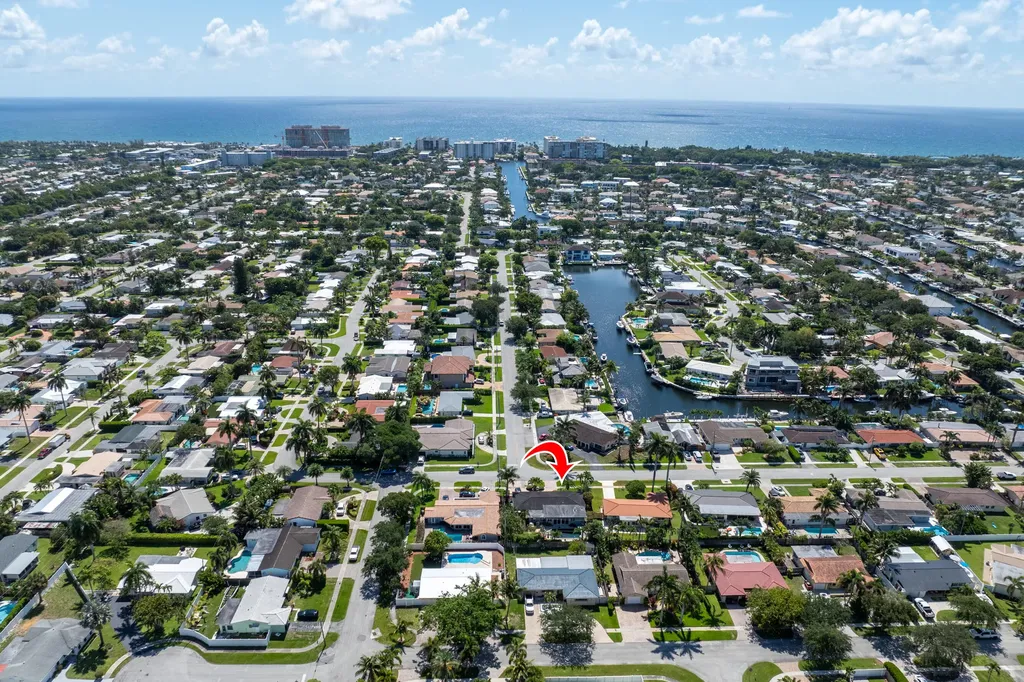 5041 NE 24th Avenue Lighthouse Point FL 33064