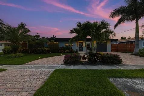 5041 NE 24th Avenue Lighthouse Point FL 33064