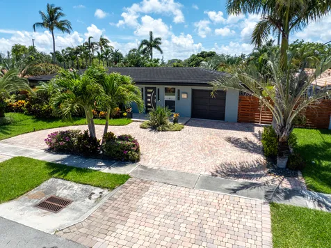 5041 NE 24th Avenue Lighthouse Point FL 33064
