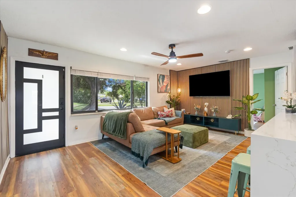 2417 NE 13th Terrace Pompano Beach FL 33064
