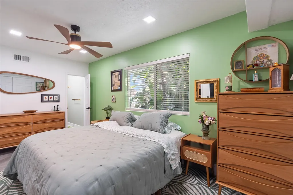 2417 NE 13th Terrace Pompano Beach FL 33064