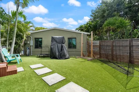2417 NE 13th Terrace Pompano Beach FL 33064