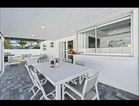 5040 NE 22nd Avenue Lighthouse Point FL 33064