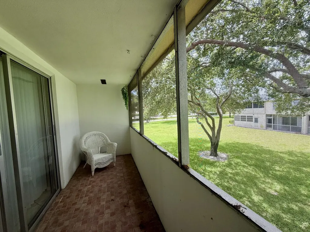 134 Sussex G West Palm Beach FL 33417