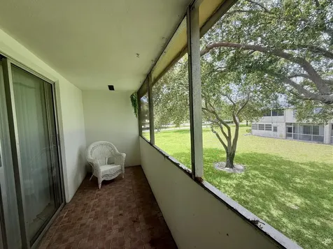 134 Sussex G West Palm Beach FL 33417