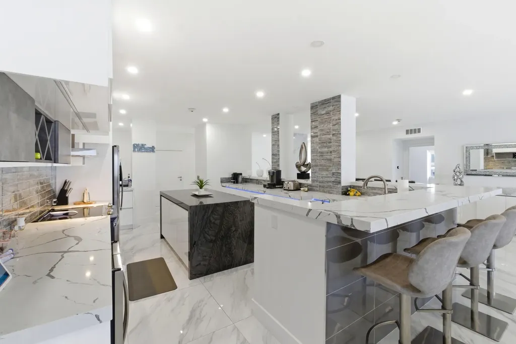 1500 S Ocean Boulevard Lauderdale By The Sea FL 33062