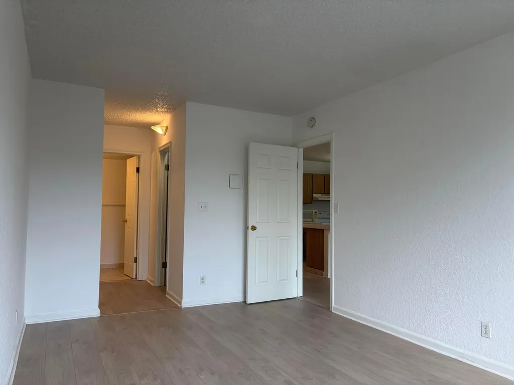 2401 Riverside Drive Coral Springs FL 33065