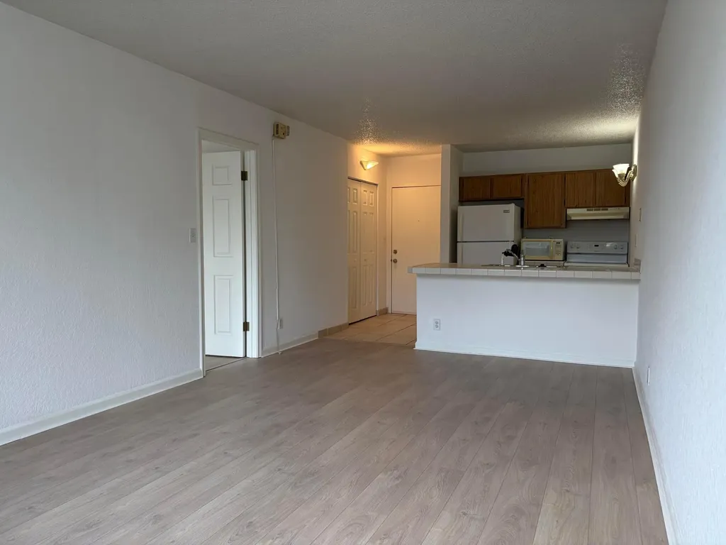 2401 Riverside Drive Coral Springs FL 33065