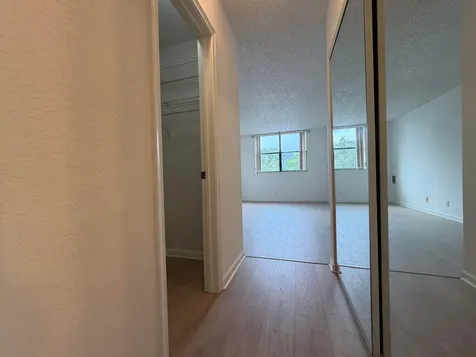 2401 Riverside Drive Coral Springs FL 33065