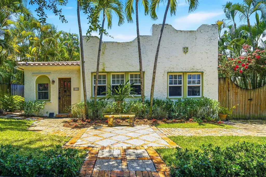 810 Avon Road West Palm Beach FL 33401