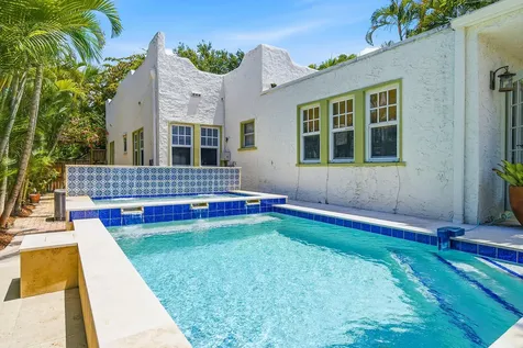 810 Avon Road West Palm Beach FL 33401