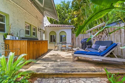 810 Avon Road West Palm Beach FL 33401