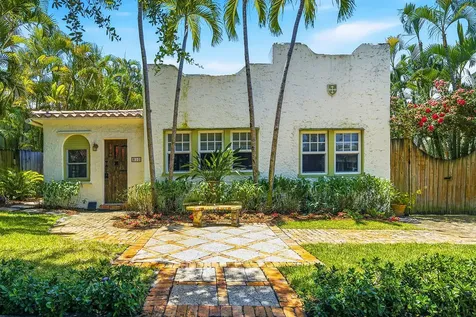 810 Avon Road West Palm Beach FL 33401