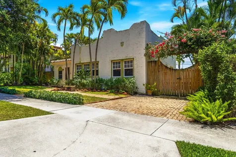 810 Avon Road West Palm Beach FL 33401