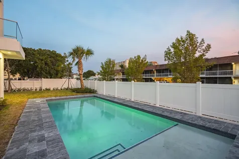 1006 N Riverside Drive Pompano Beach FL 33062