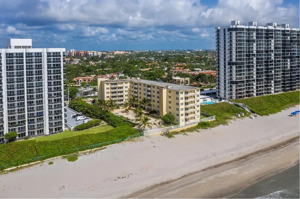 310 S Ocean Boulevard Boca Raton FL 33432