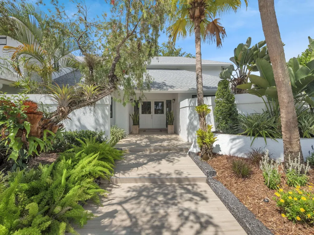 12706 Headwater Circle Wellington FL 33414