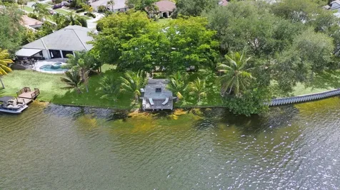 12706 Headwater Circle Wellington FL 33414
