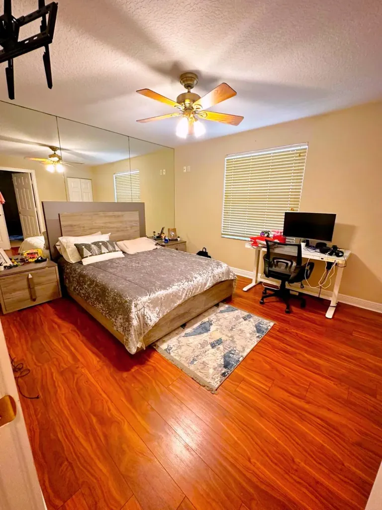 6489 Marbletree Lane Lake Worth FL 33467