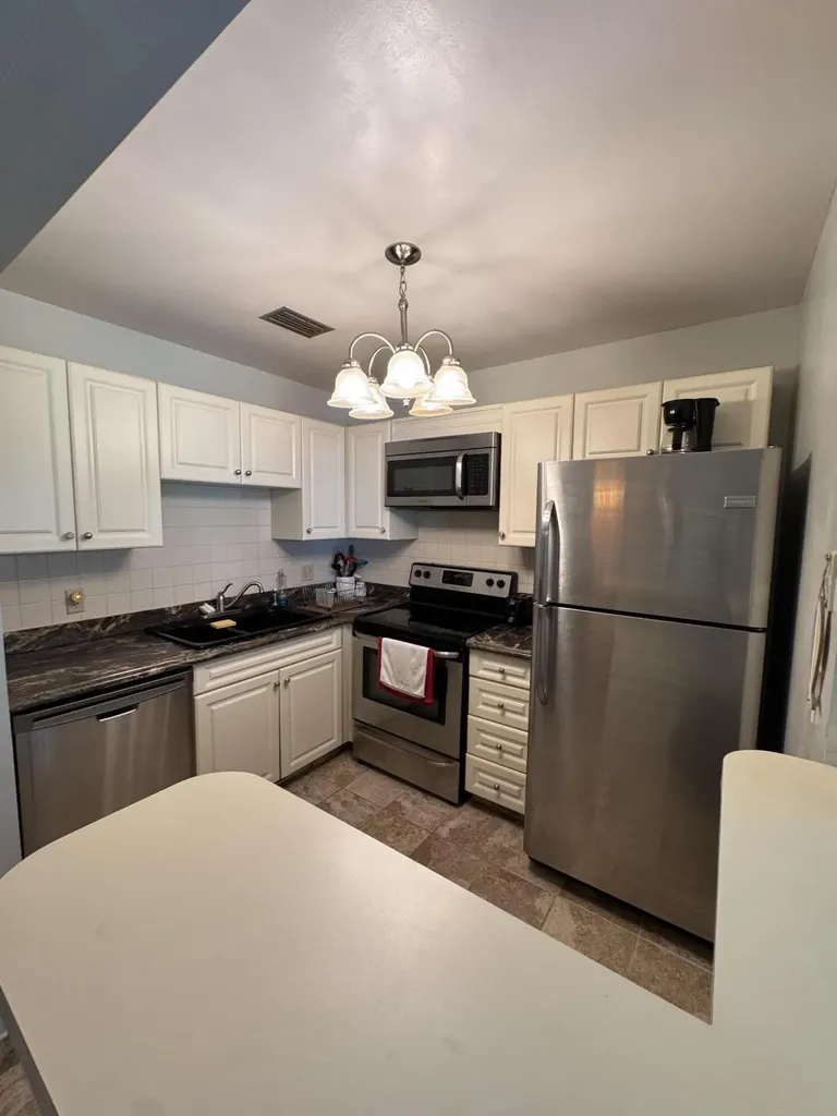 33 Lake Vista Trail Port St Lucie FL 34952