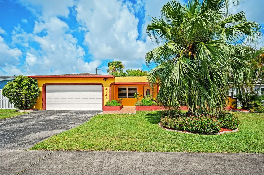 4245 NW 115th Avenue Sunrise FL 33323