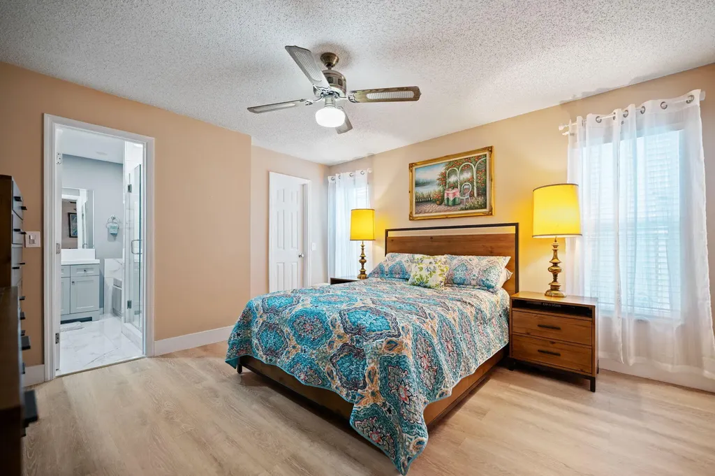 4245 NW 115th Avenue Sunrise FL 33323