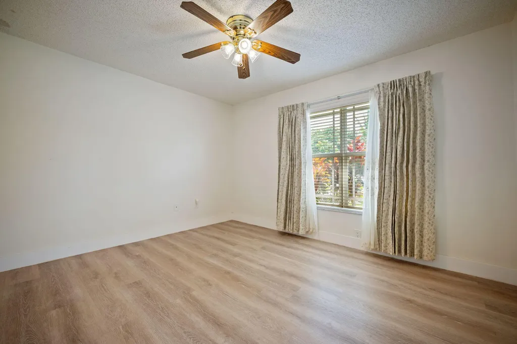 4245 NW 115th Avenue Sunrise FL 33323