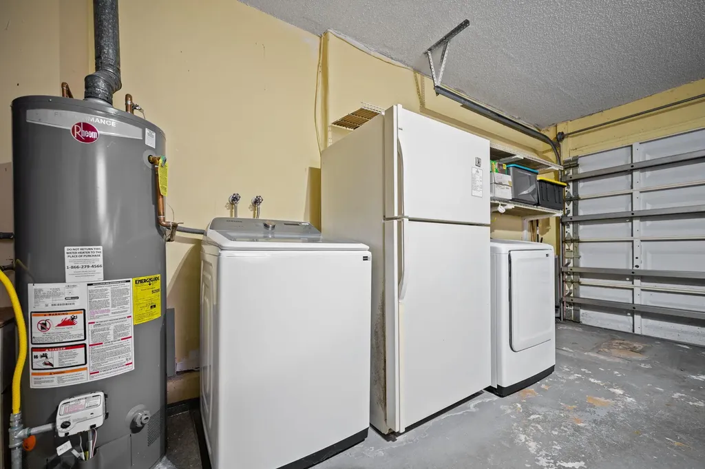 4245 NW 115th Avenue Sunrise FL 33323