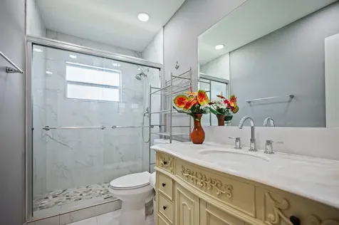 4245 NW 115th Avenue Sunrise FL 33323