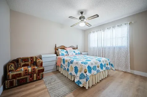 4245 NW 115th Avenue Sunrise FL 33323