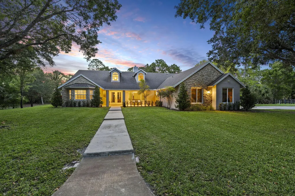 Loxahatchee FL, 17225 Mare Lane